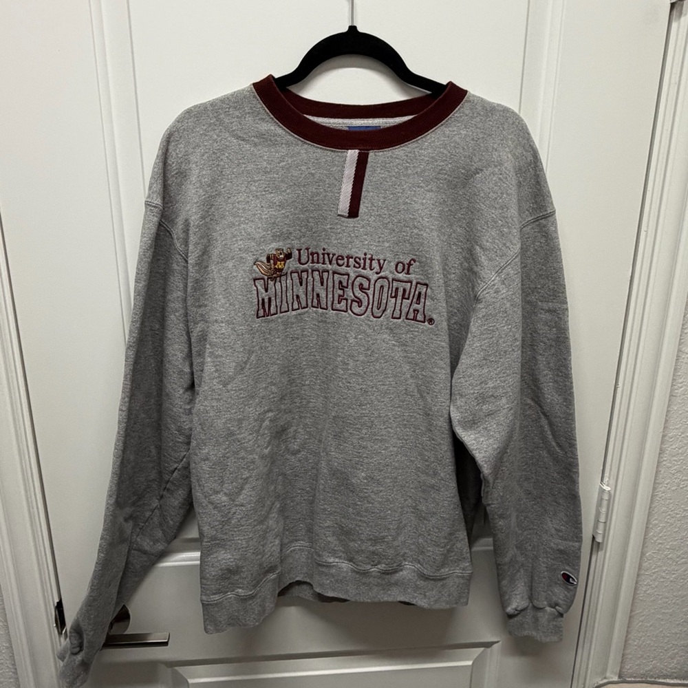 Size L - VTG Champion Athletic Minnesota Gophers Crewneck University Embroidered